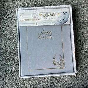 Harry Potter Baby Book - Little Keeper